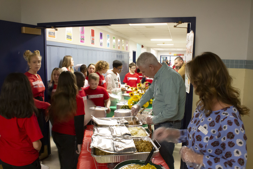 West Middle School Thanksgiving Dinner