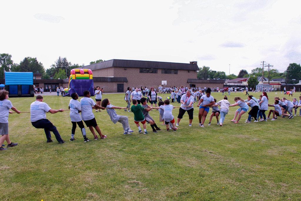 Zay Day at Roosevelt elementary